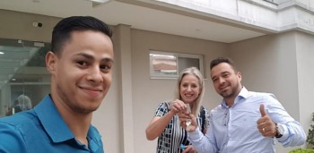 VAMOS PARA MAIS UMA UNIDADE ALUGADA NO MESMO EDIFÍCIO NA SAÚDE.