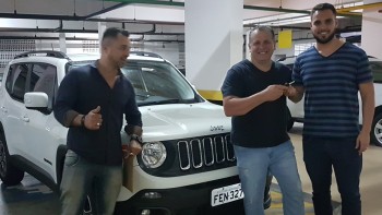 VENDA RENEGADE LONGITUDE 2016 