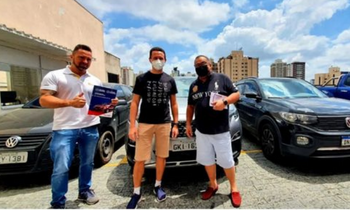 Terceiro negócio com o mesmo cliente!