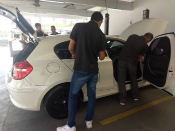 INICIANDO A VISTORIA DE UMA BMW 118i!  